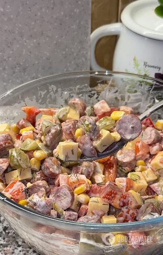 Hearty and delicious salad with smoked sausage: what to add for an unsurpassed taste