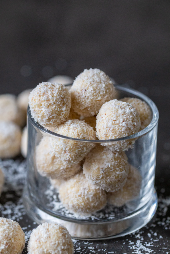 Coconut candies without baking