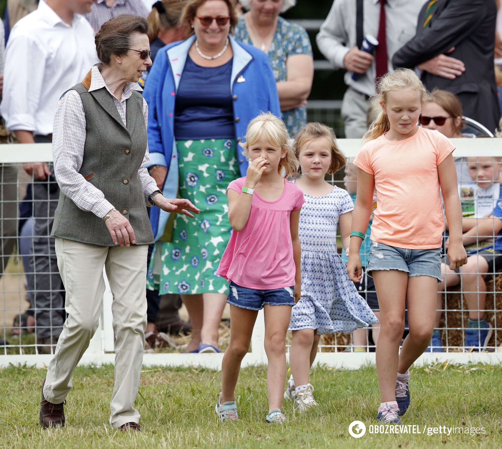 Princess Anne, Queen Margrethe and others. 7 cute photos that show the incredible love between grandmothers and grandchildren