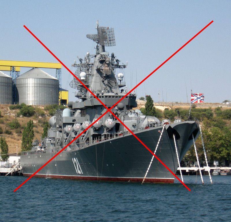 Okręt flagowy rosyjskiej Floty Czarnomorskiej Moskwa tonie na Morzu Czarnym