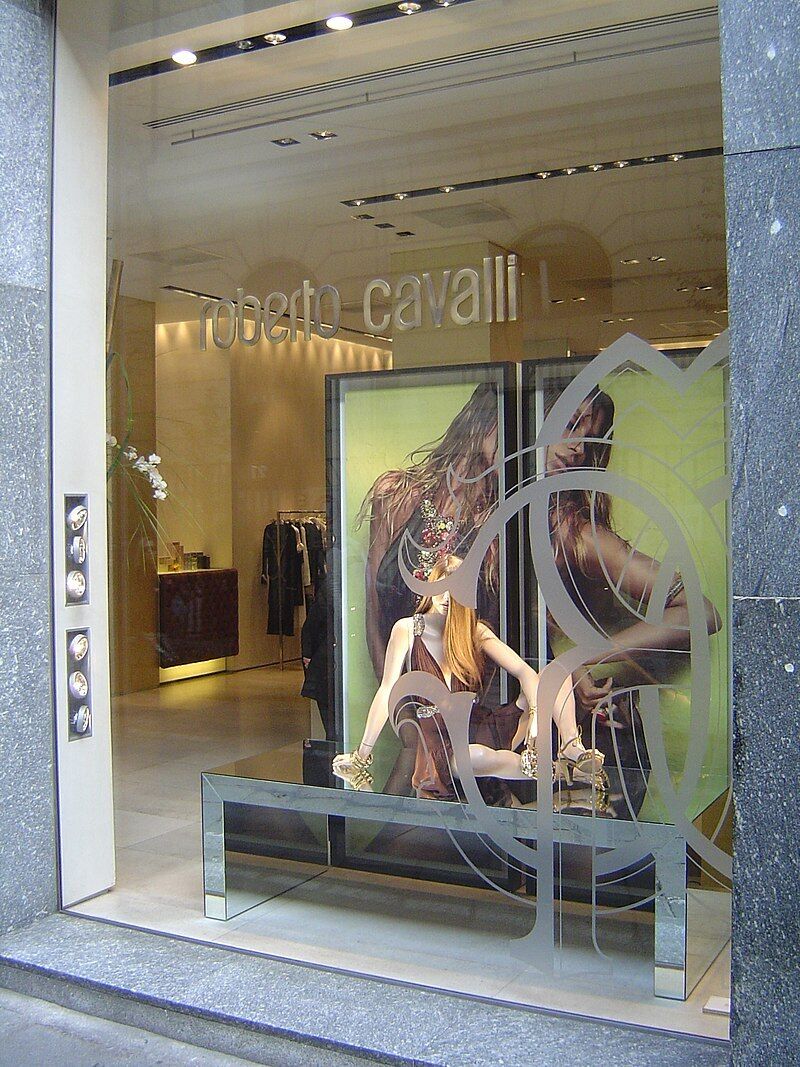 Butik Roberto Cavalli w Mediolanie.