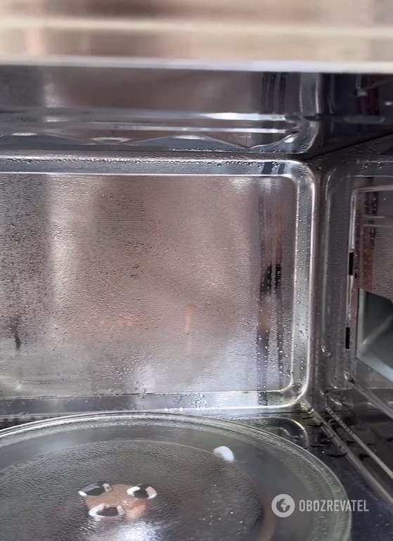 How to perfectly clean a microwave without chemicals: a very simple and effective way