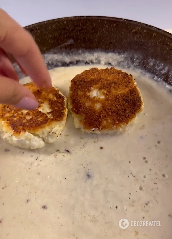 Perfect cottage cheese pancakes that won't fall apart: you need to do more than just frying