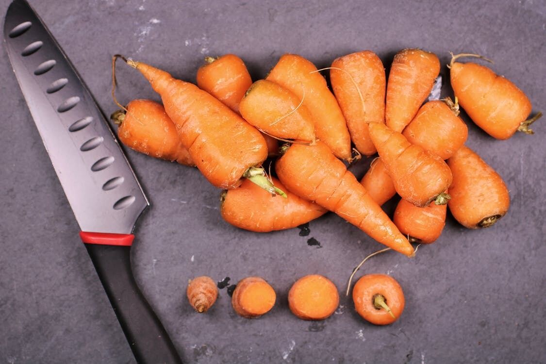 Carrots with spices in a pan