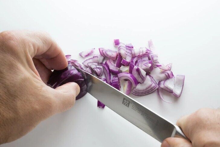 How to freeze onions properly