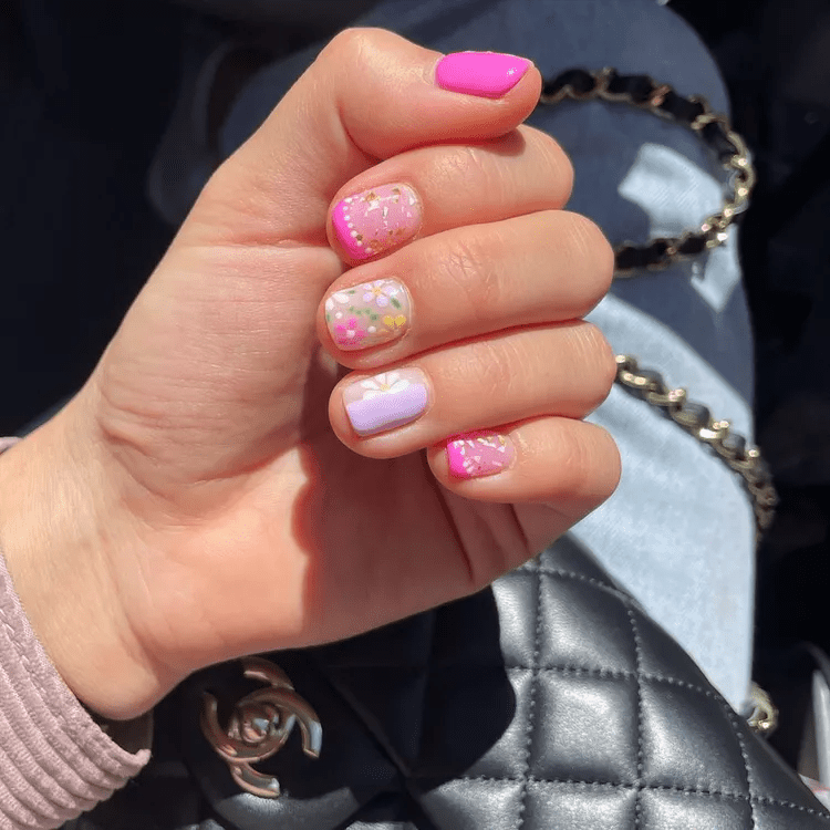 Manicure for Easter: 10 delicate designs which symbolize the beginning of a new life