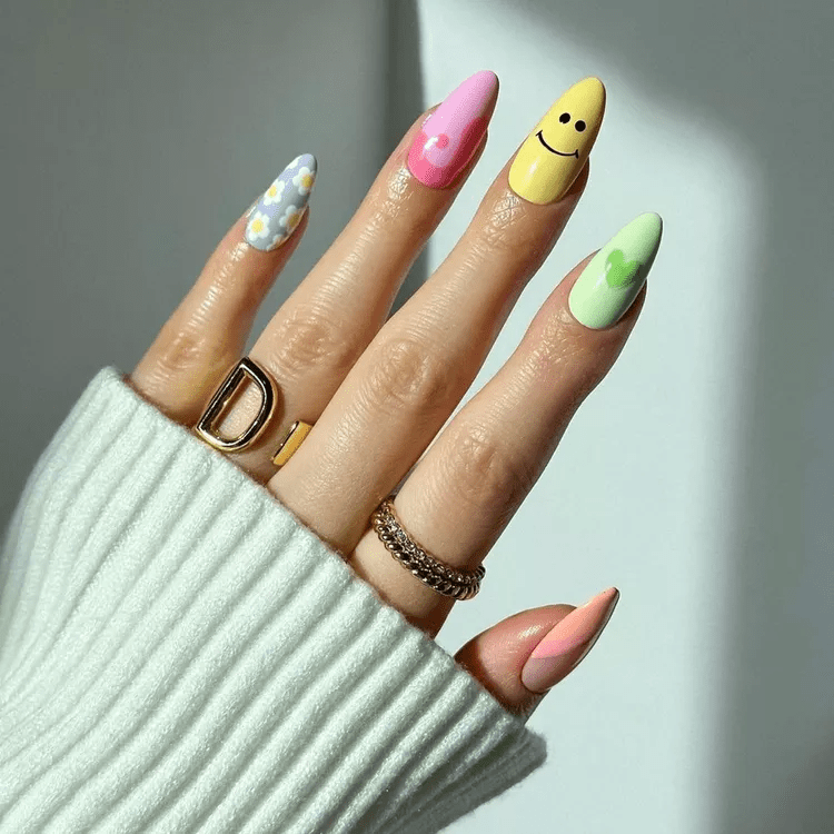 Manicure for Easter: 10 delicate designs which symbolize the beginning of a new life