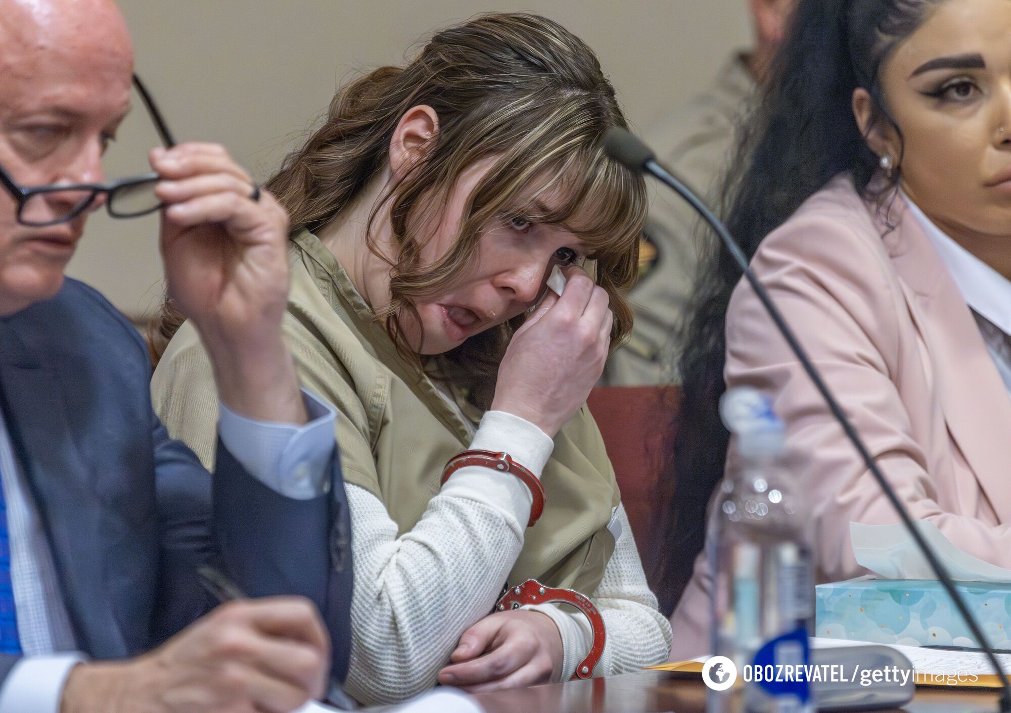 Mother of Ukrainian Halyna Hutchins, accidentally killed by Alec Baldwin during the shooting of Rust movie, cries through the entire interview during the trial over the armorer. Video