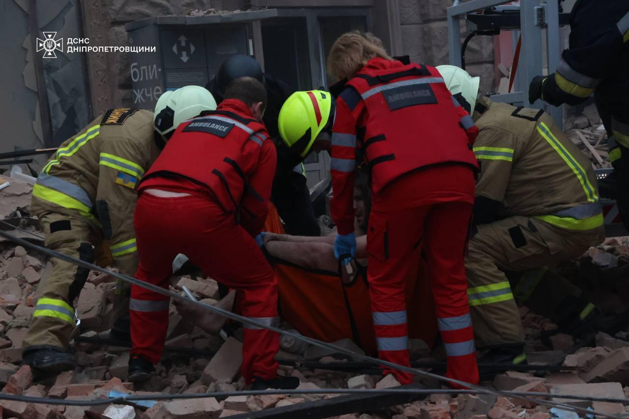 Konsekwencje rosyjskiego ataku na Dniepropietrowsk: uszkodzone przedsiębiorstwa, zniszczone domy, dzieci wśród ofiar