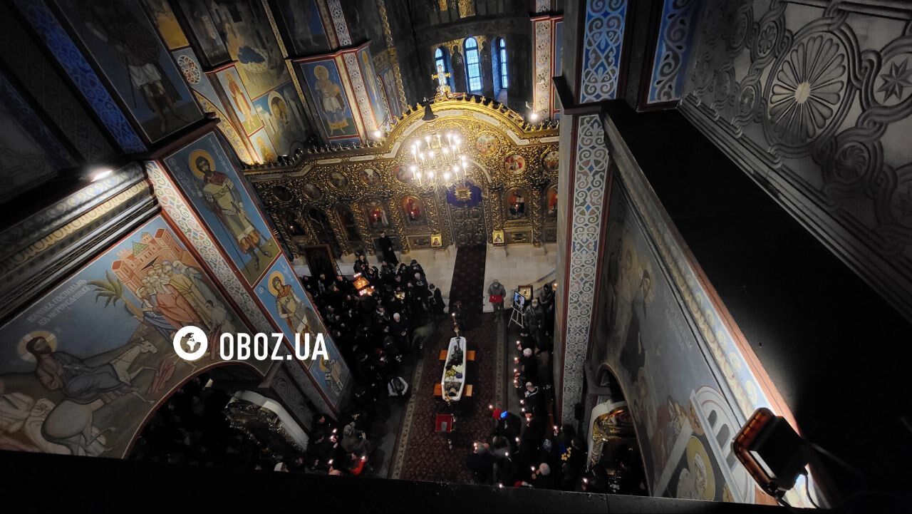 Ceremonia pożegnalna w katedrze św. Michała.