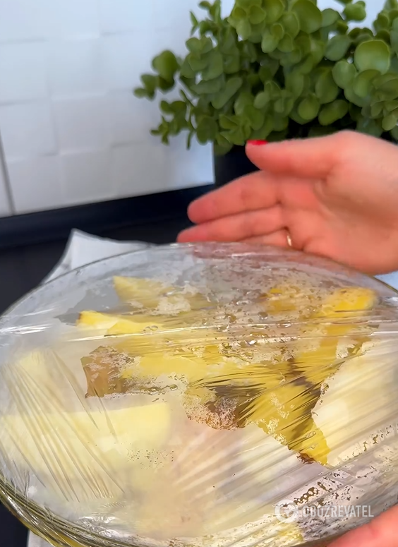 Perfect potato wedges: you need one simple life hack