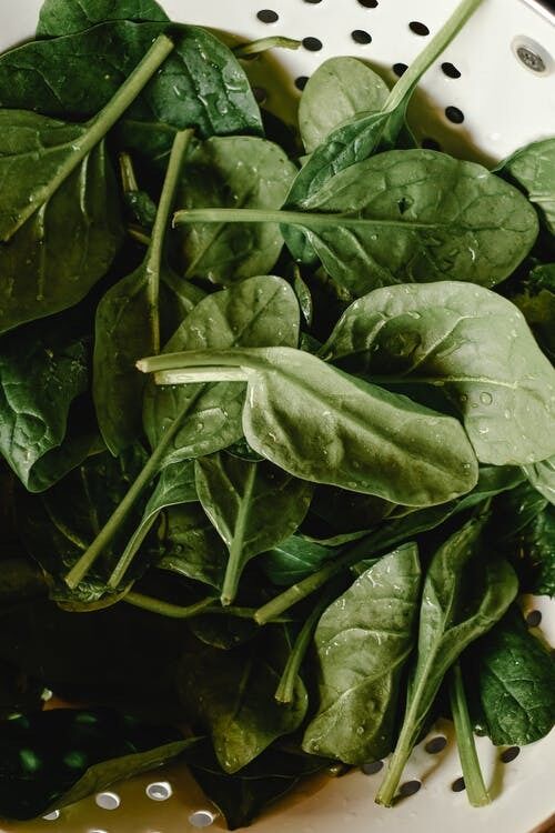 Spinach for dough