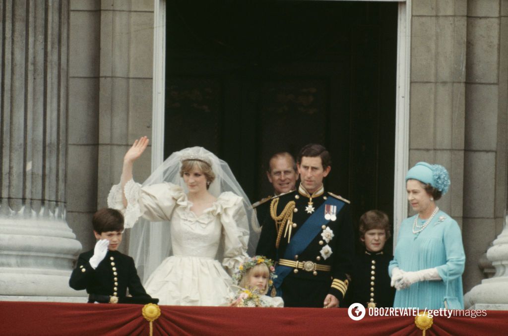 Dlaczego Elżbieta II zawsze nosiła jasne ubrania: najsłynniejsze zdjęcia królowej, którą nazywano ikoną stylu