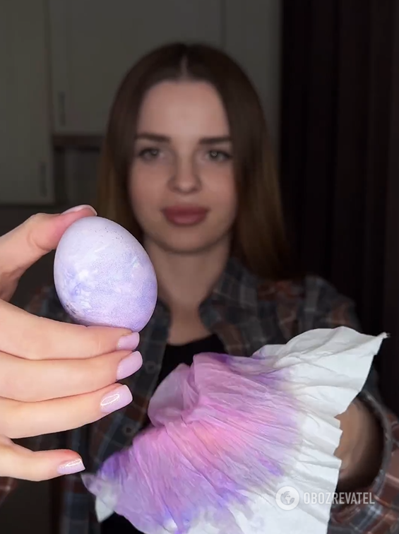 What to dye eggs for Easter with to make them bright and colorful: a very quick and budget-friendly idea