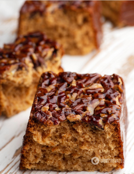 Honey cake with nuts: a dessert for tea during Lent