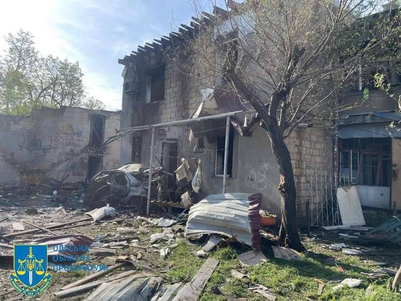 Occupants attacked Odesa with Shaheds: houses were damaged, nine people were injured. Photos and videos