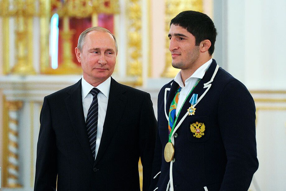 Władimir Putin i Abdulraszid Sadułajew.