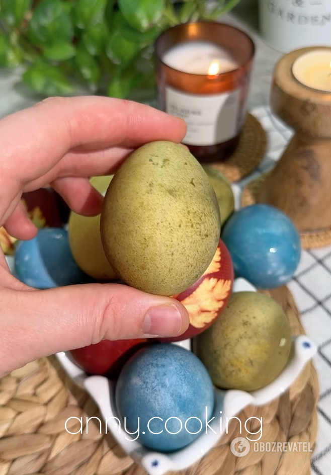 What to dye eggs with
