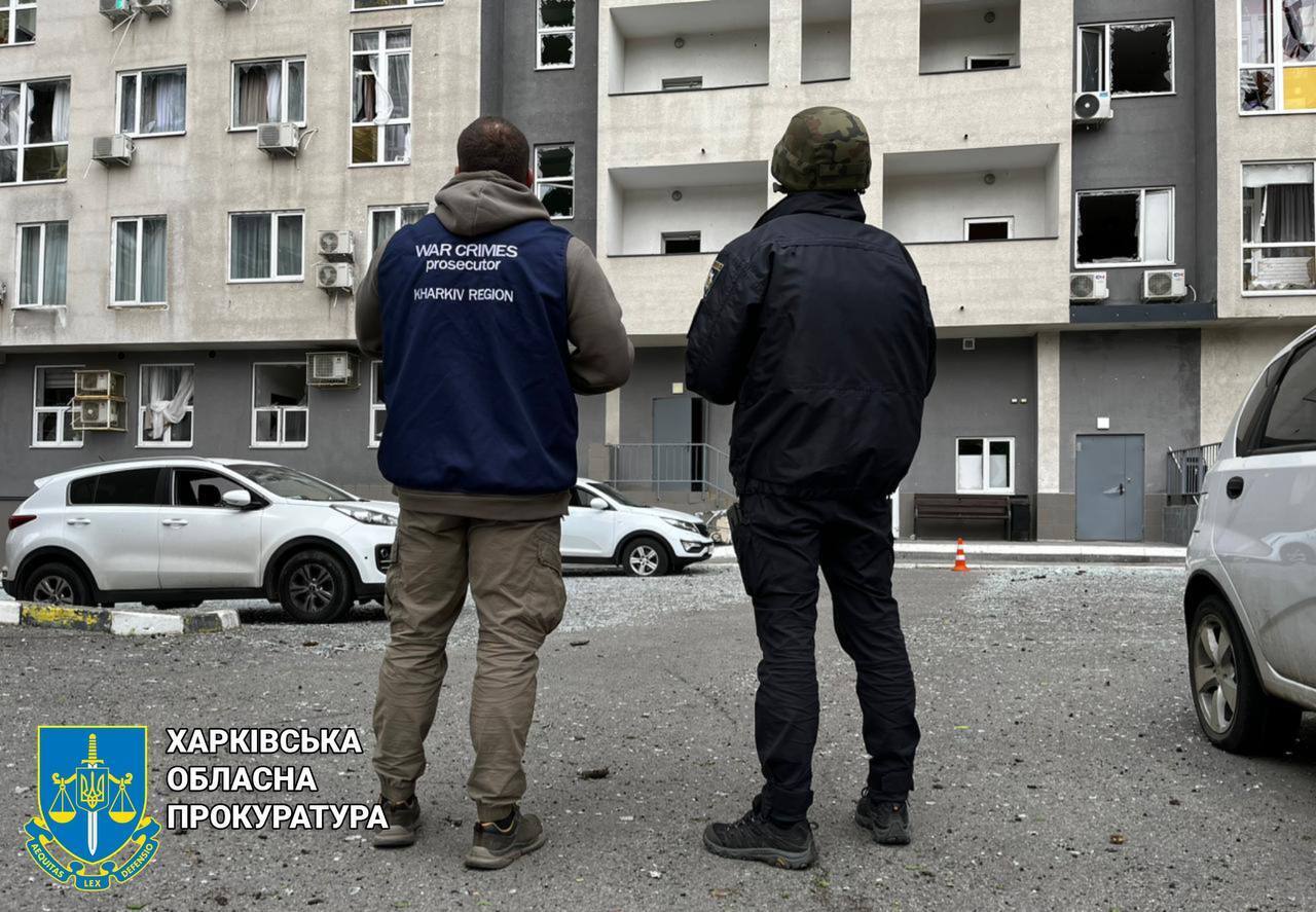The occupants attack Kharkiv and its region: a residential complex damaged, there are victims. Photo and video