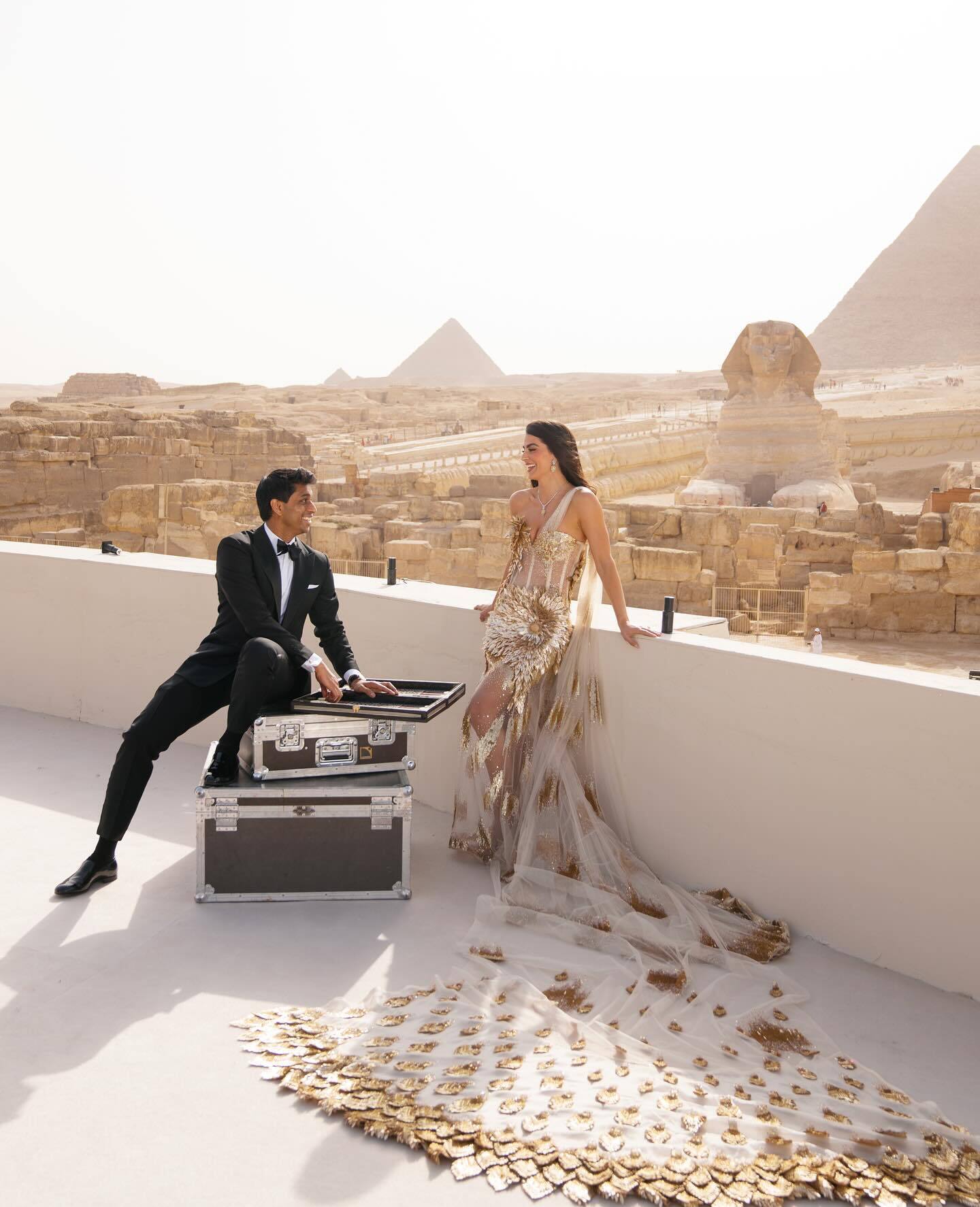 Mogło być w kosmosie: Amerykański miliarder świętuje huczne wesele u stóp egipskich piramid
