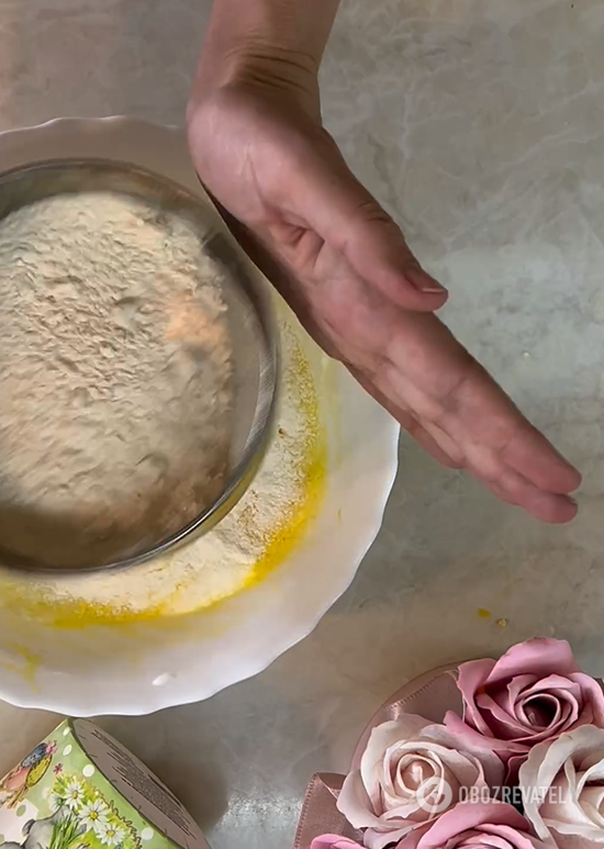 Puszysta i słodka babka wielkanocna bez cukru: jak zastąpić ten składnik w wypiekach