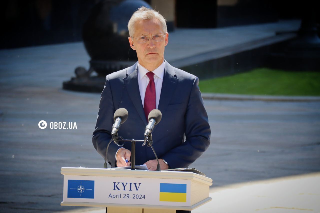 Stoltenberg arrived on a visit to Ukraine and held talks with Zelenskyy. Photos, videos and all the details