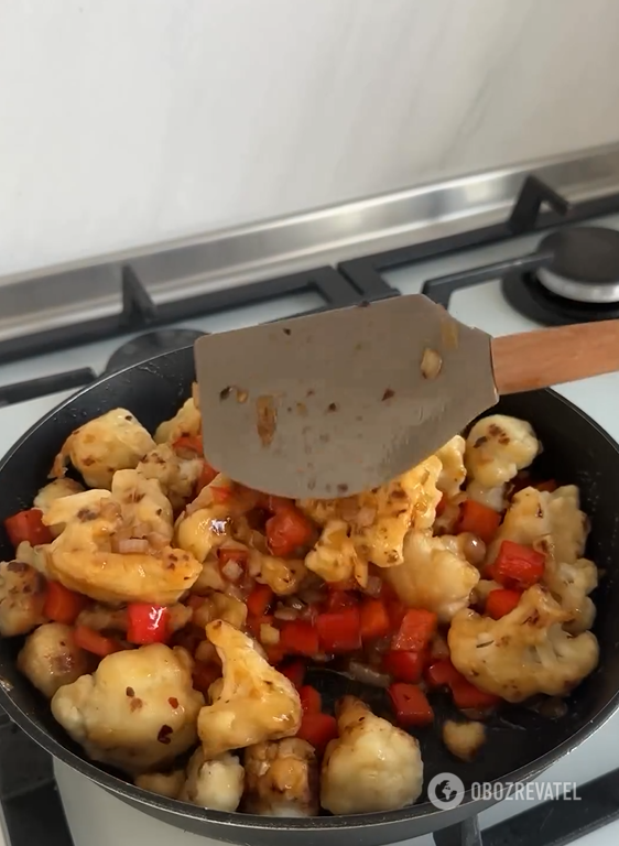 How to cook delicious cauliflower in a pan: recipe for a quick meal