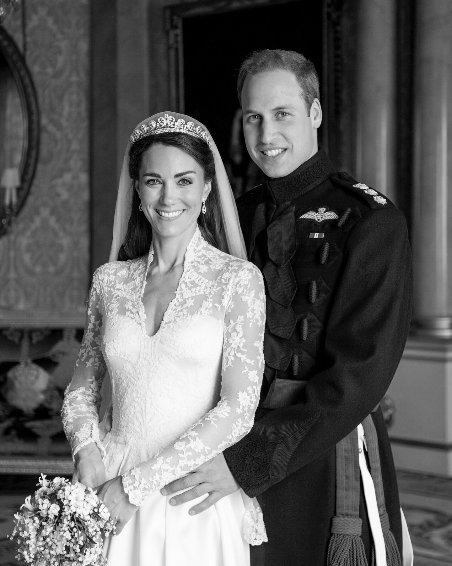 Black and white photo of Kate Middleton and Prince William alarmed fans of the royal family