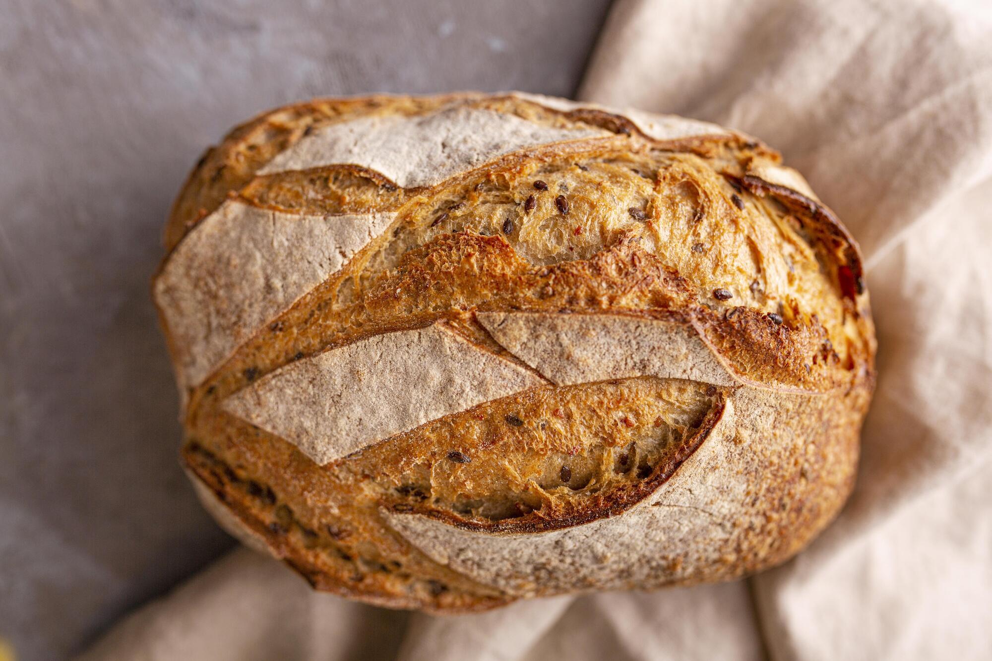 Bread will stay fresh for three weeks: a new storage method that will make life easier