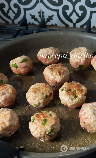 Meatballs in mushroom sauce: a budget-friendly and delicious dinner dish