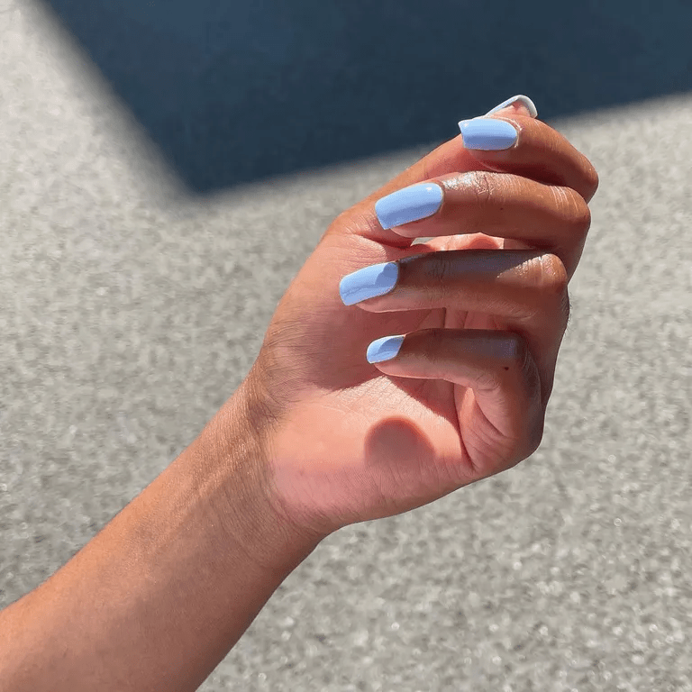 This manicure will be the hit of the season. 5 nail colors to try in spring