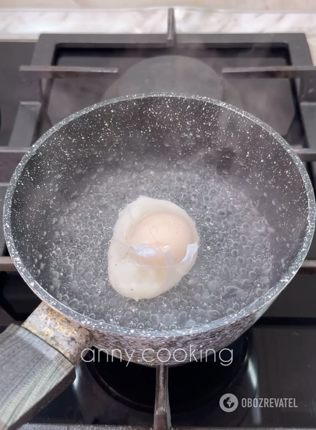 How long to cook poached eggs
