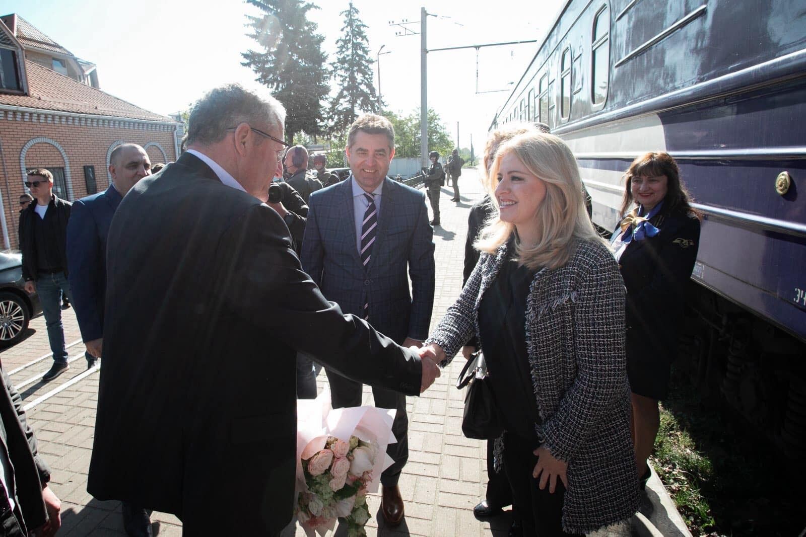 The Slovak president arrived in Ukraine and held talks with Zelenskyy: the focus was on the situation at the front. Photo