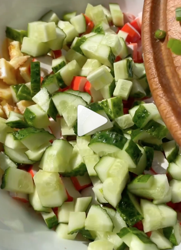 How to make salad with crab sticks in a new way