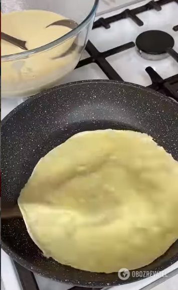 Mexican-style pancakes: fried in breadcrumbs