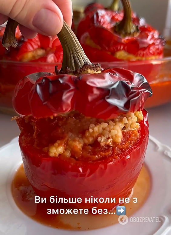 What to stuff peppers with for a delicious and cheap dish: just 10 minutes of preparation and they are ready for baking