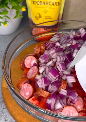 Spring salad in 5 minutes: the perfect combination of ingredients