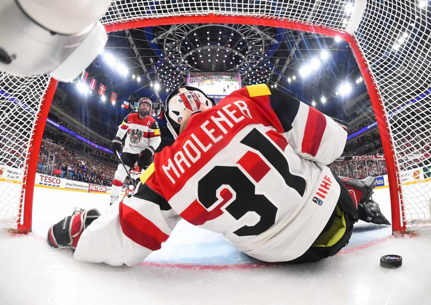 Canada, winning 6-1 at the World Cup of Hockey, almost lost to Austria in regulation time. Video