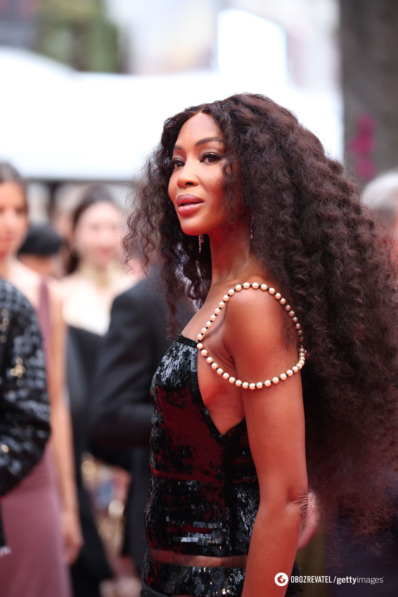 Naomi Campbell took to the red carpet in a dress she wore 28 years ago. Photos then and now
