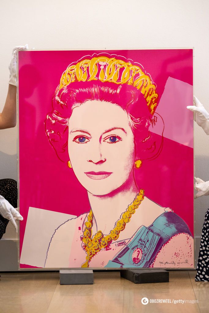 From Elizabeth II's pop art to the realistic Prince William and Kate Middleton: portraits of royals that amazed the world