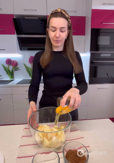Apple brownies in 5 minutes in the microwave: recipe