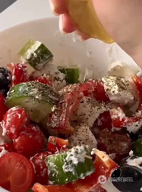 What a delicious salad to make with chicken: perfect for lunch