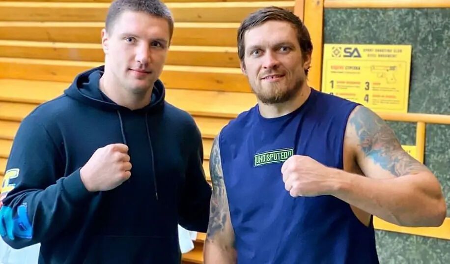 Undefeated heavyweight champion points to a ''very strange'' situation in the Usyk– Fury fight