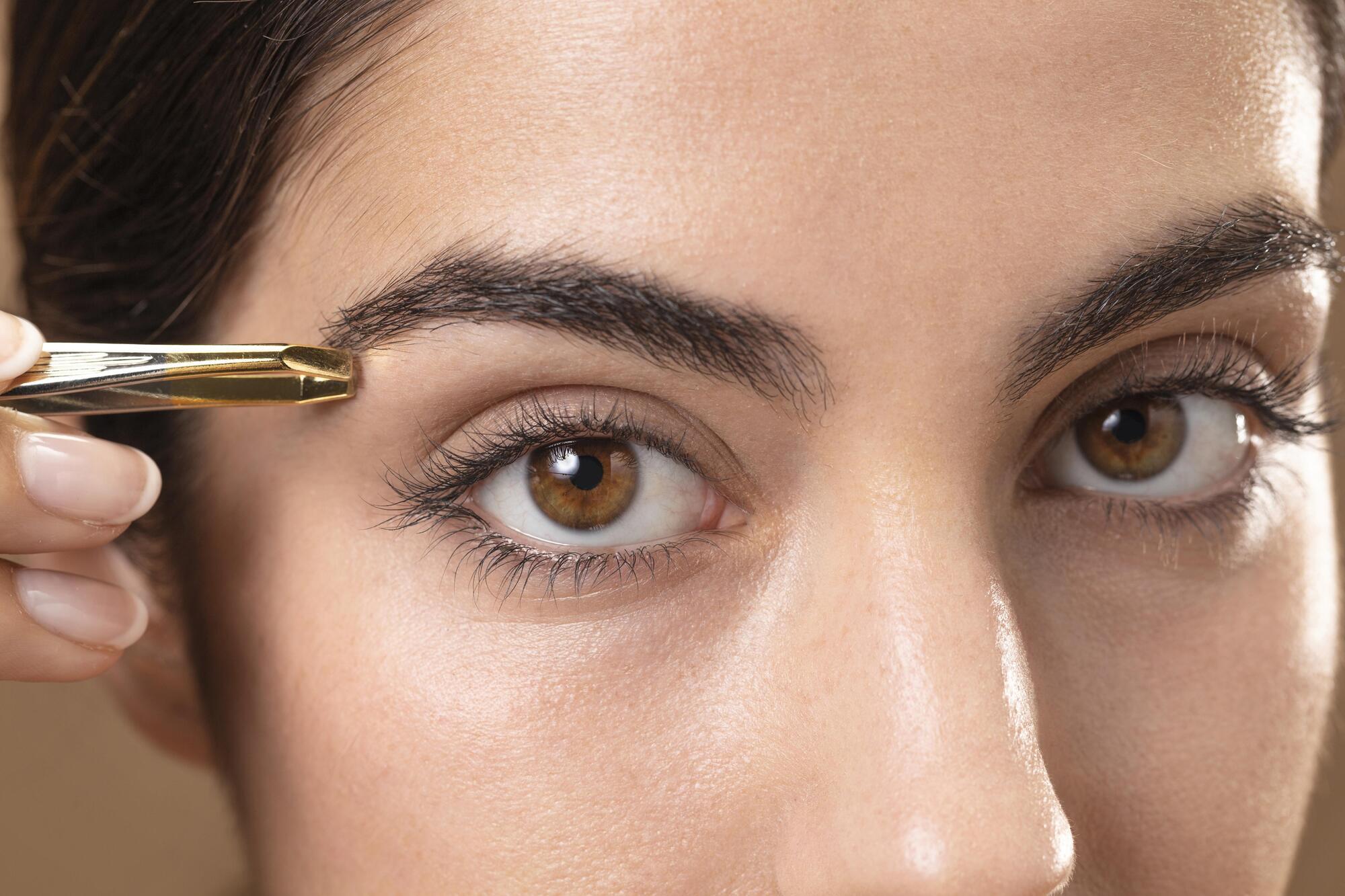 How to style your eyebrows for a modern look: expert advice