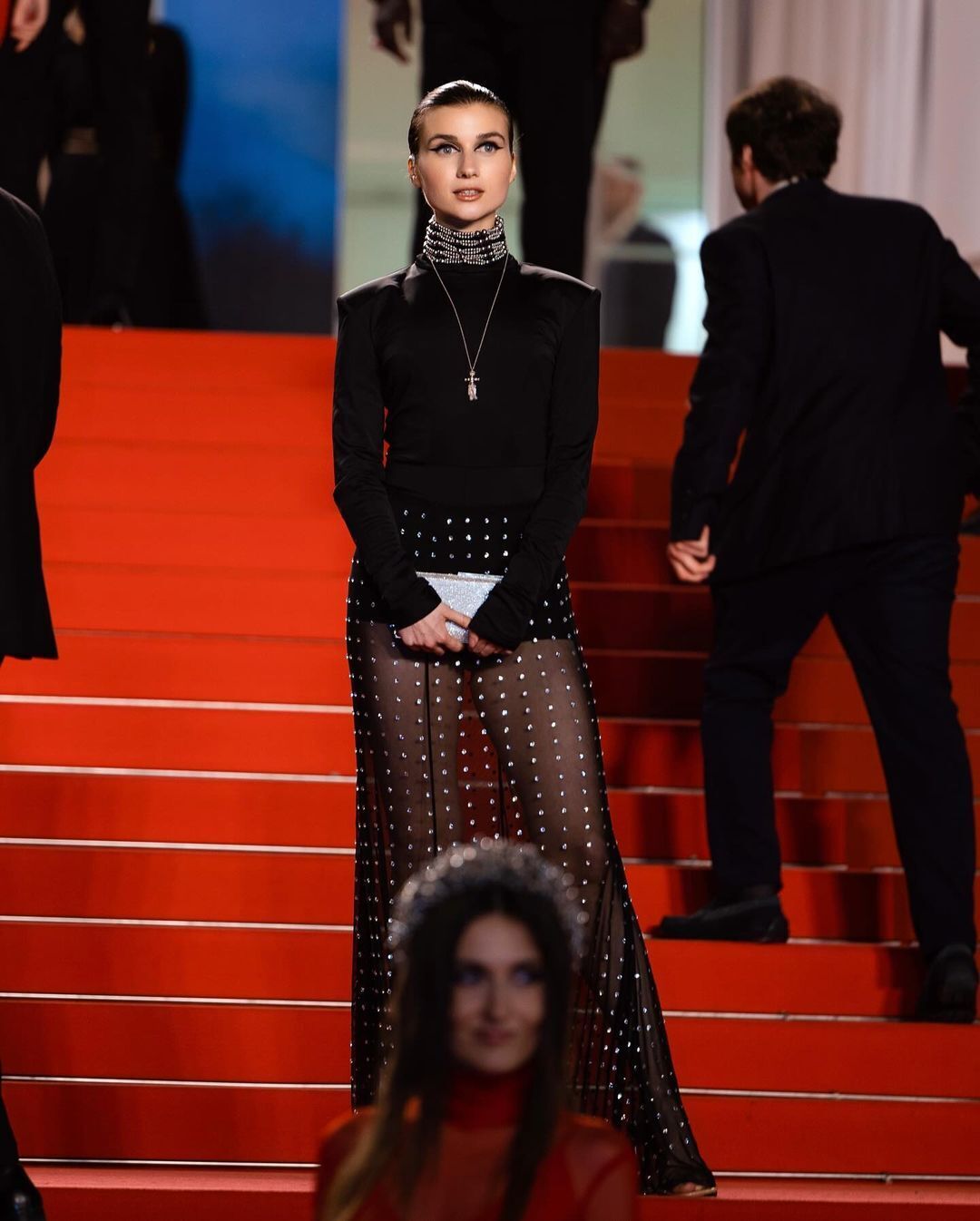 Jerry Heil shows off another look on the Cannes red carpet: the singer appeared in a see-through skirt dotted with rhinestones
