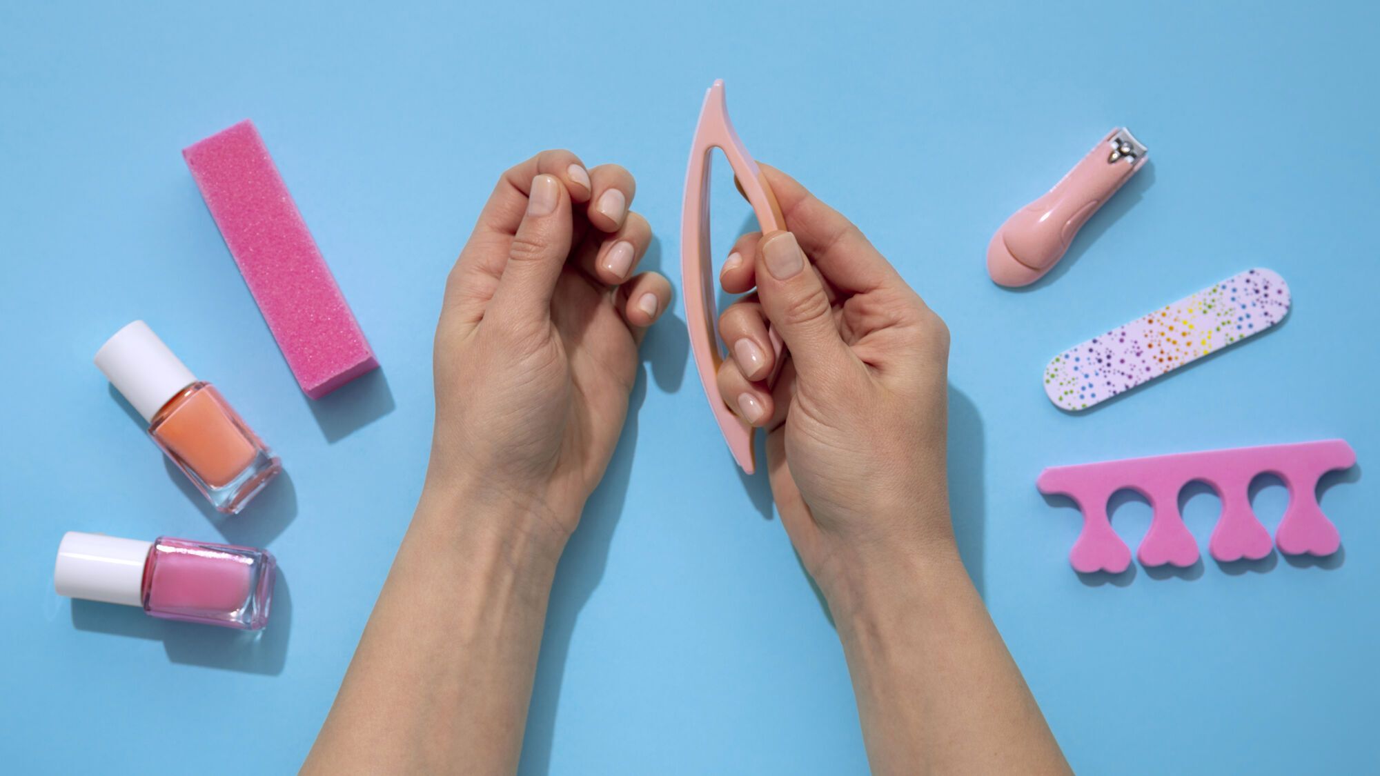 What kind of manicure do French women do in 2024: six ideas for women who follow trends. Photo