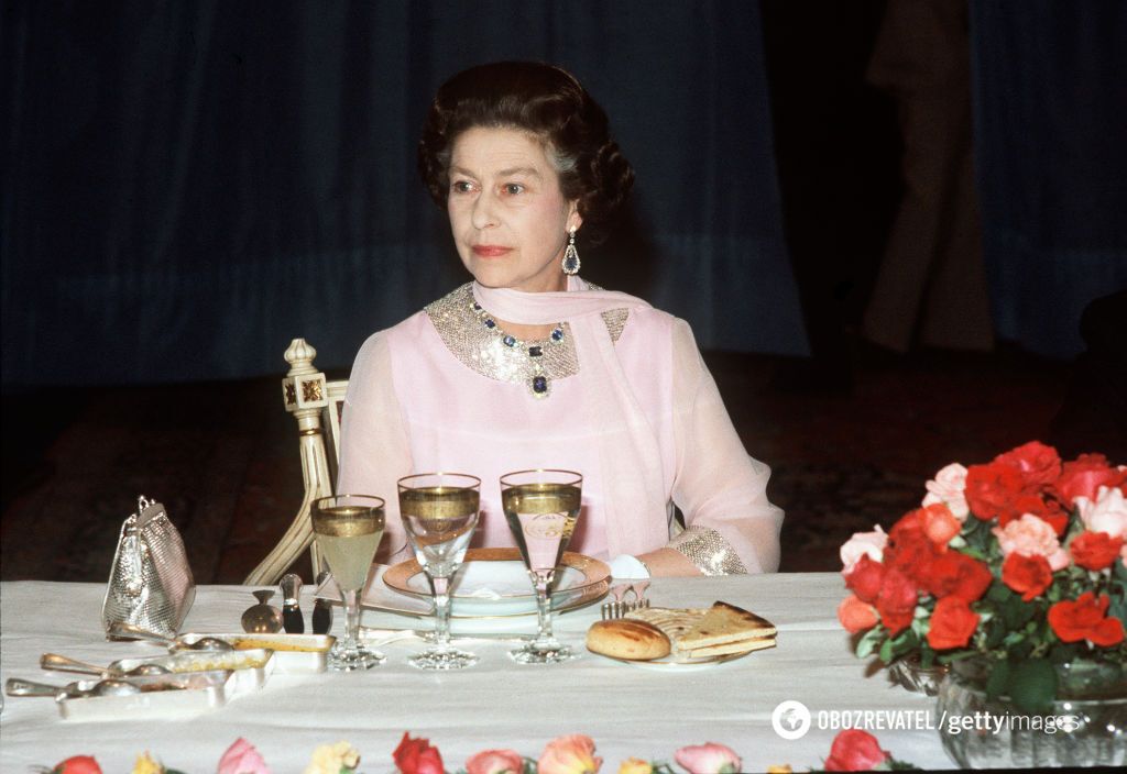 What Elizabeth II ate: unusual culinary preferences of the legendary woman