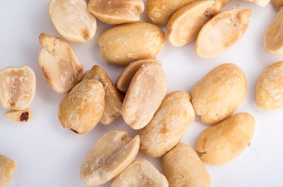 How to cook peanuts in the oven
