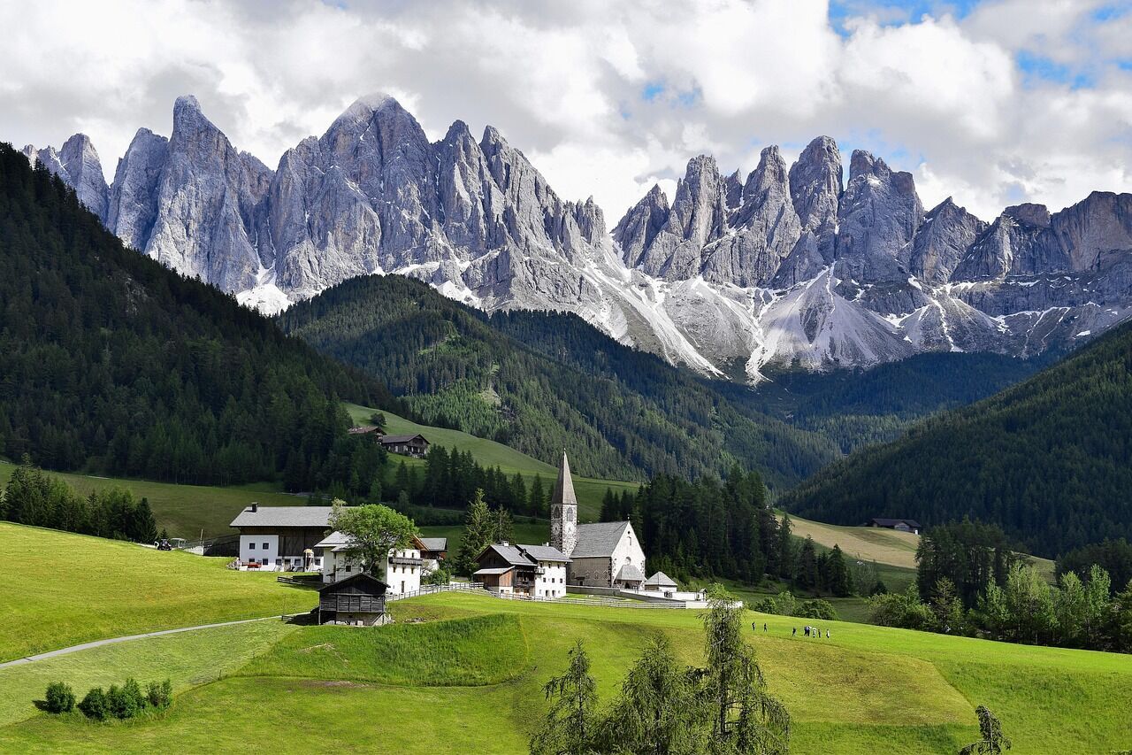 World's natural wonders: 10 places in Europe that don't look like Europe at all