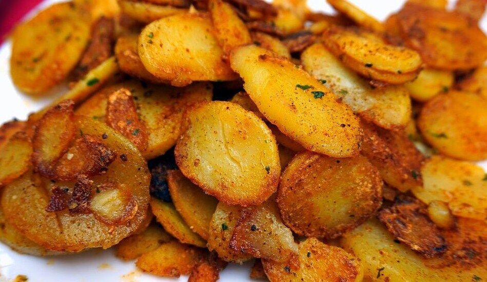 Crispy fried potatoes